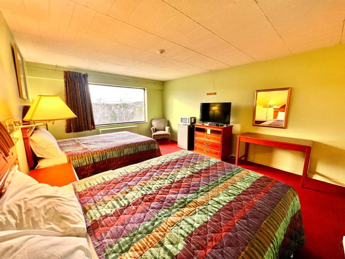 Lively Inn And Suites - Sudbury Naughton Exterior photo